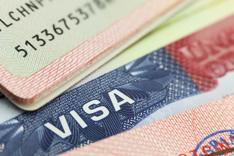Xin visa tái nhập trước khi rời khỏi Việt Nam
