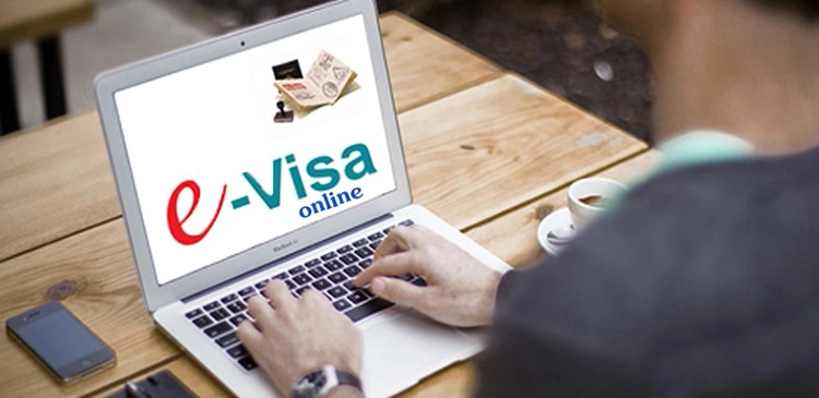 Trong hầu hết trường hợp, đương đơn có thể làm giấy tờ gia hạn visa Pháp trực tuyến